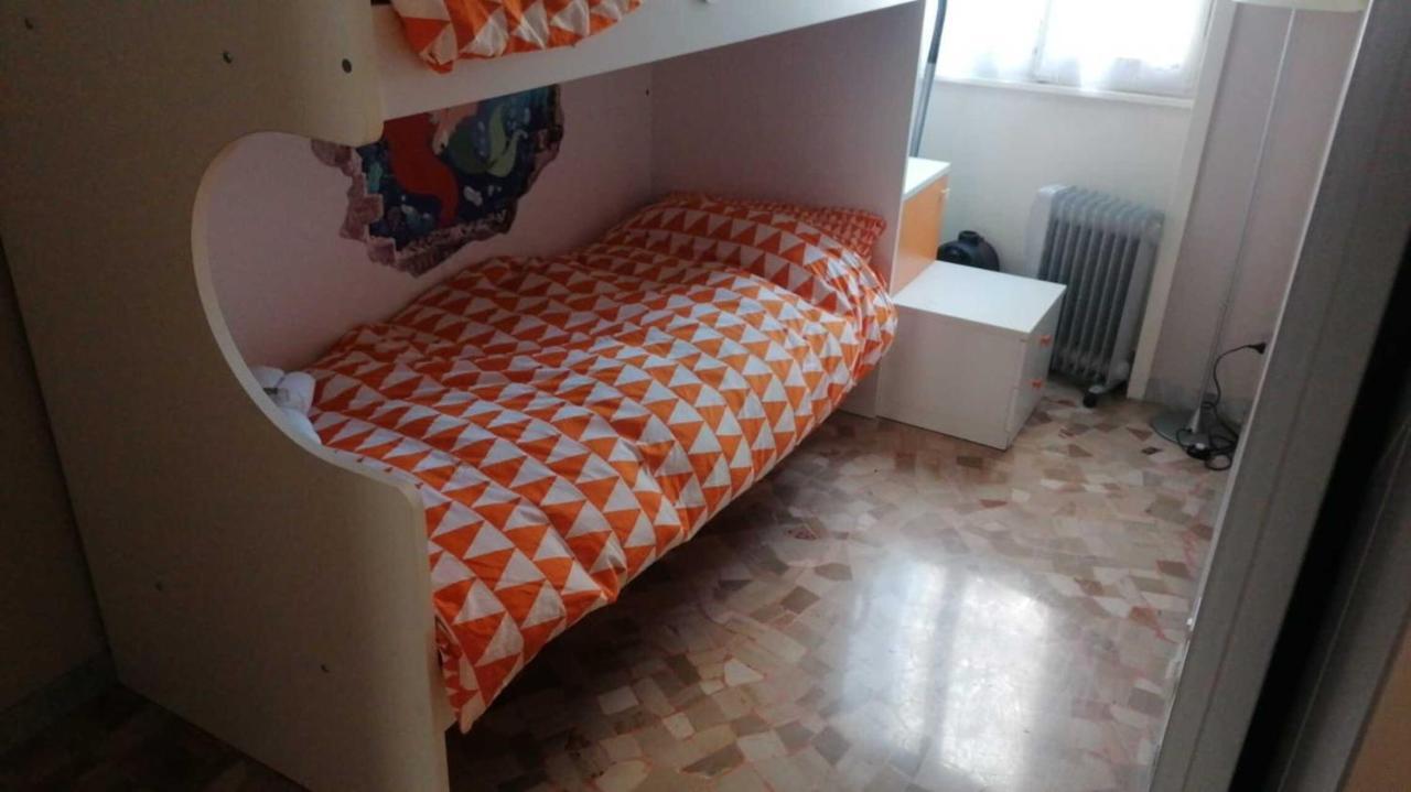 4 Bed In 7 Min Duomo Up To 6 Peop Apartment Mailand