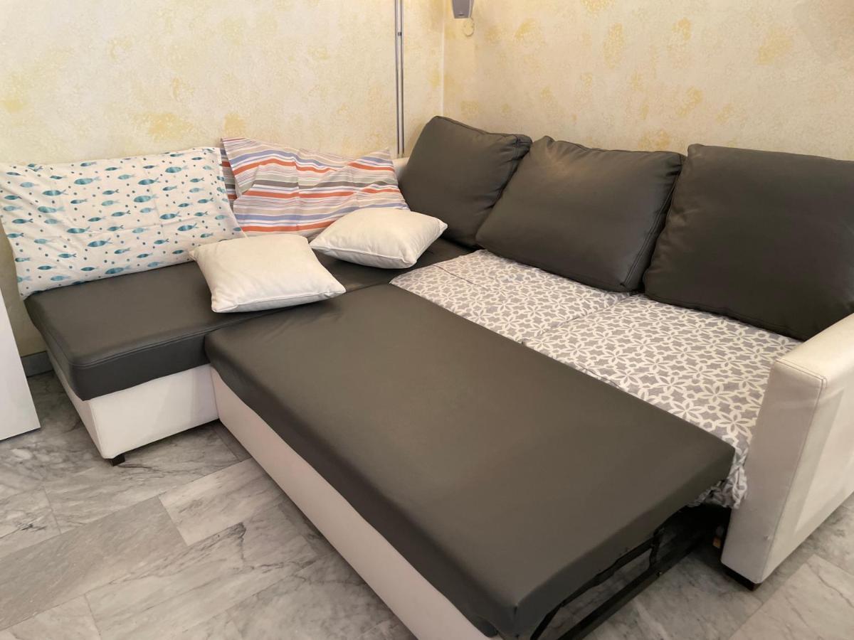 Apartment 4 Bed In 7 Min Duomo Up To 6 Peop Mailand