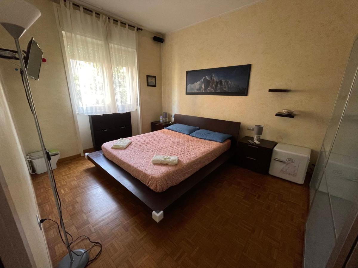 4 Bed In 7 Min Duomo Up To 6 Peop *