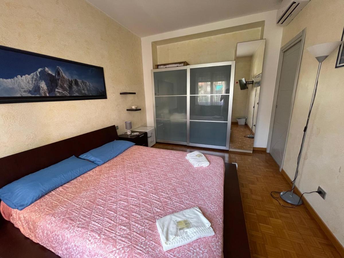 4 Bed In 7 Min Duomo Up To 6 Peop Apartment Mailand